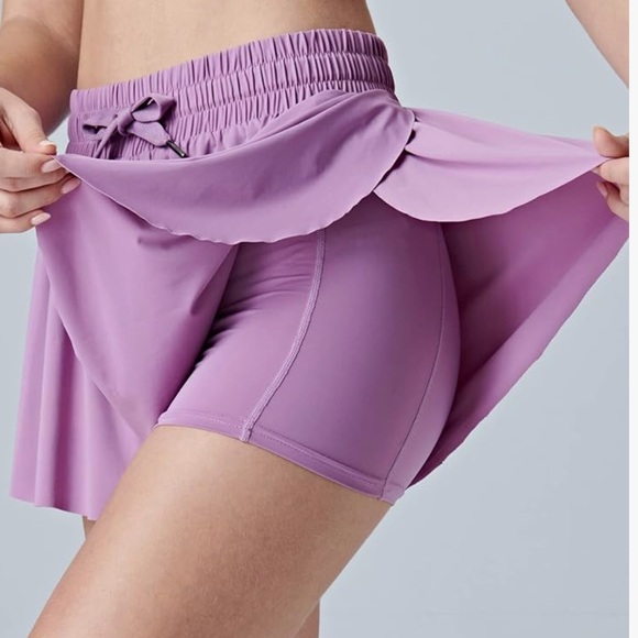 Flowy Bright Red Athletic Butterfly Running Shorts w/ Built-in Spandex Liner - Picture 8 of 9